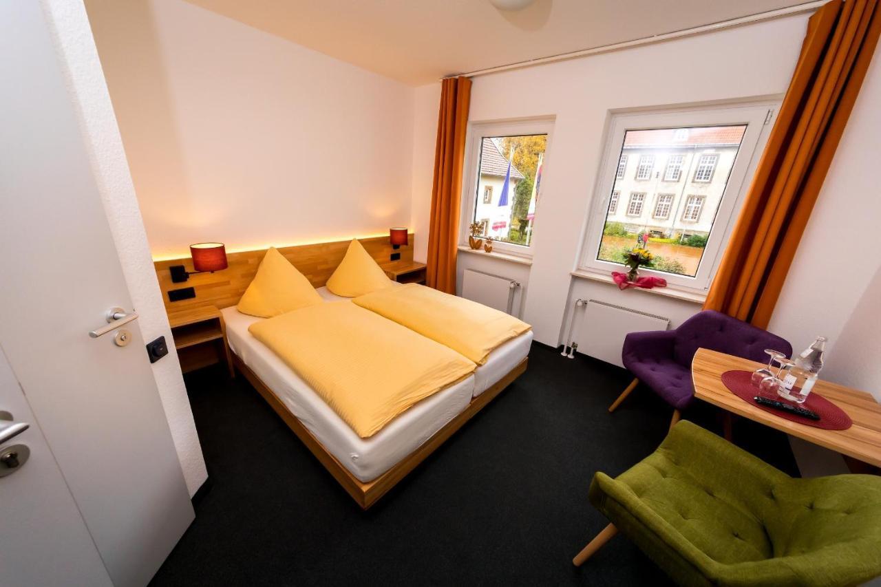 Wohlfuehlhotel Im Schlosspark - Self Checkin Willebadessen Eksteriør bilde